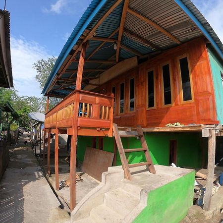 Jhuna Komodo Homestay Exterior photo