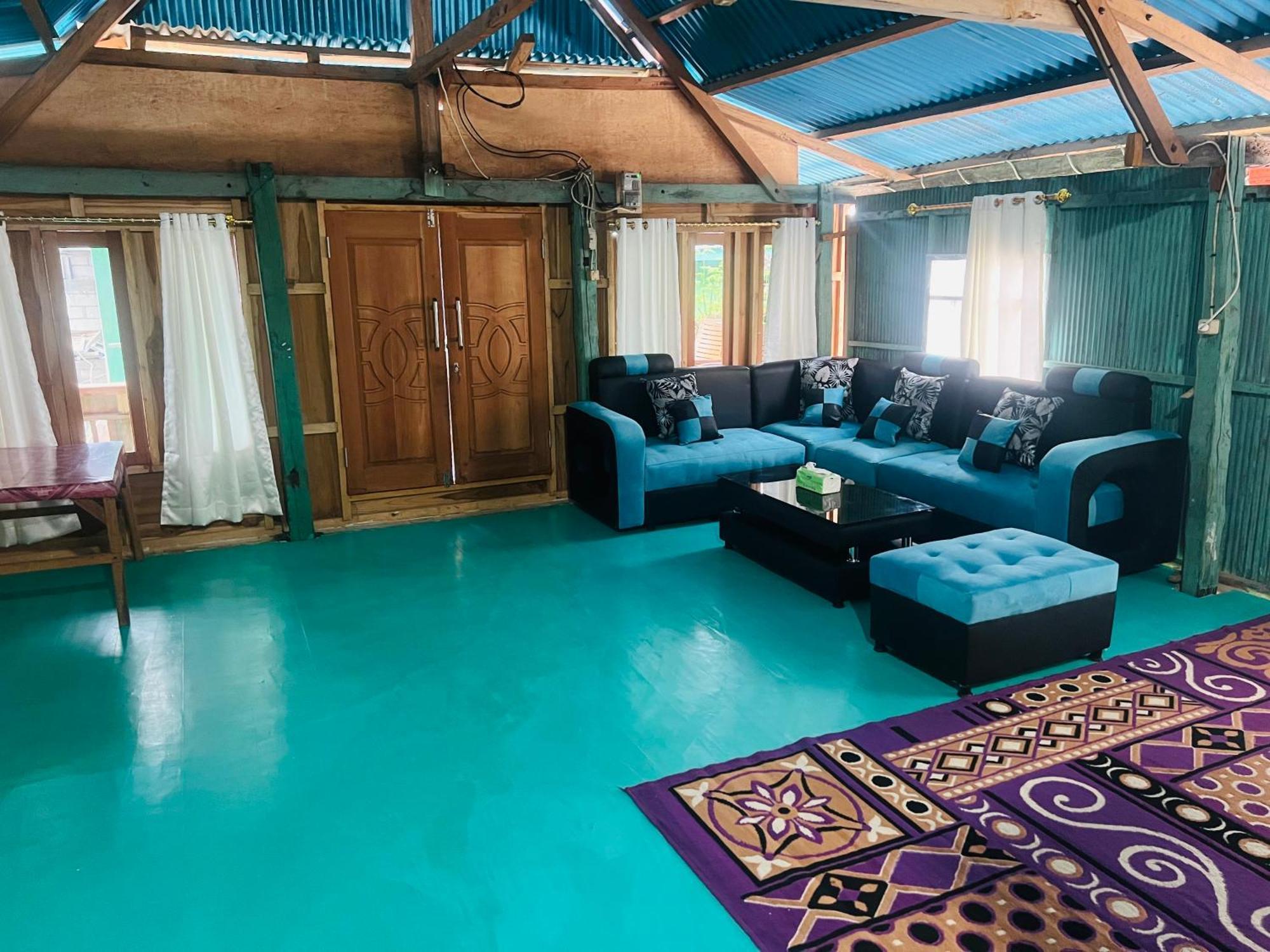 Jhuna Komodo Homestay Exterior photo