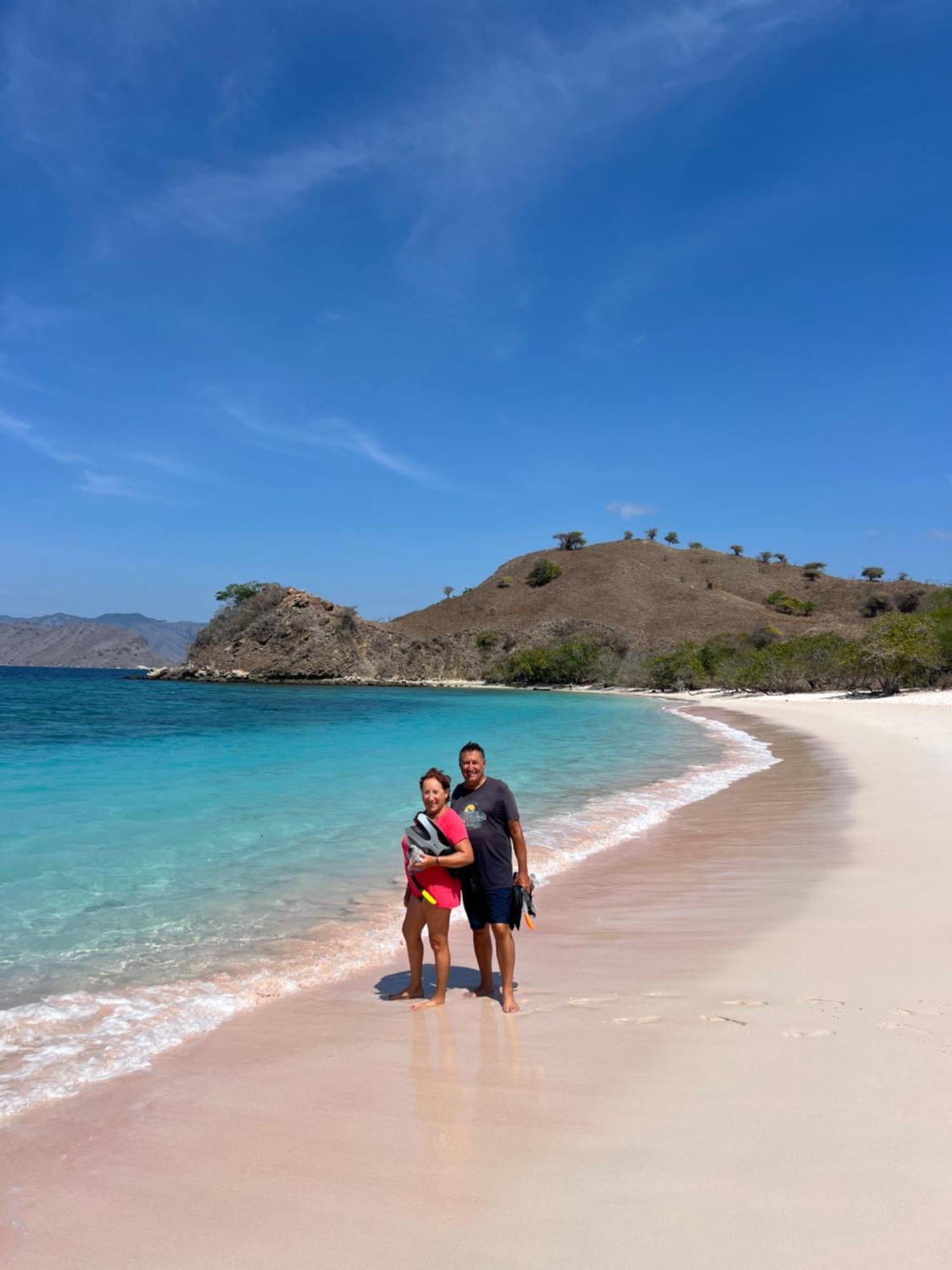 Jhuna Komodo Homestay Exterior photo